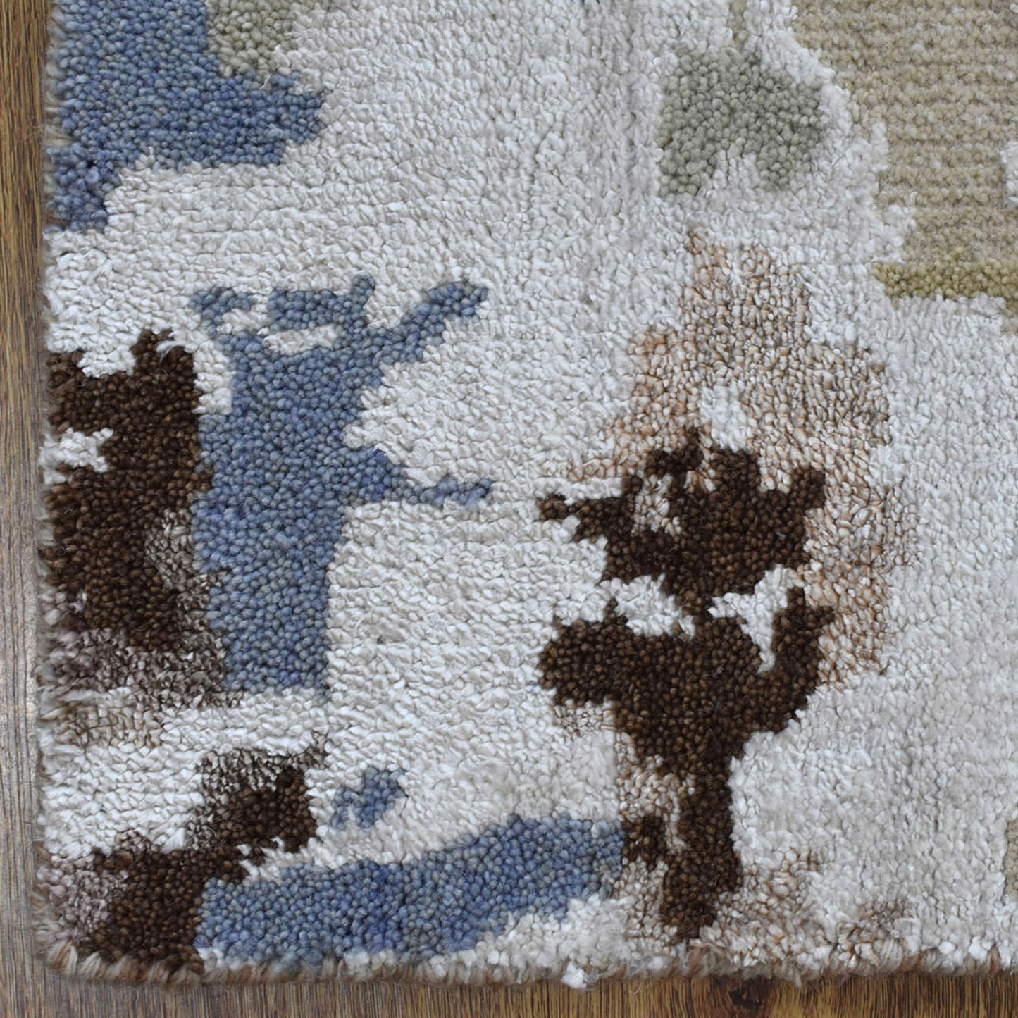 Abstracts Collection: Hand Knotted Bamboo Silk and Wool Area Rugs (Assorted Colors, Patterns and Sizes)