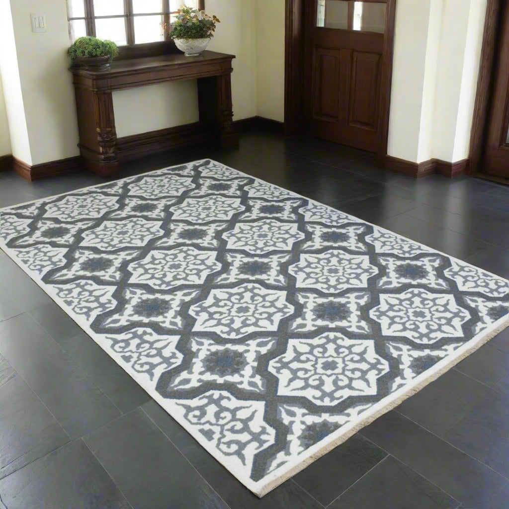 Contemporary Collection: Hand Knotted Sumak Wool Area Rugs