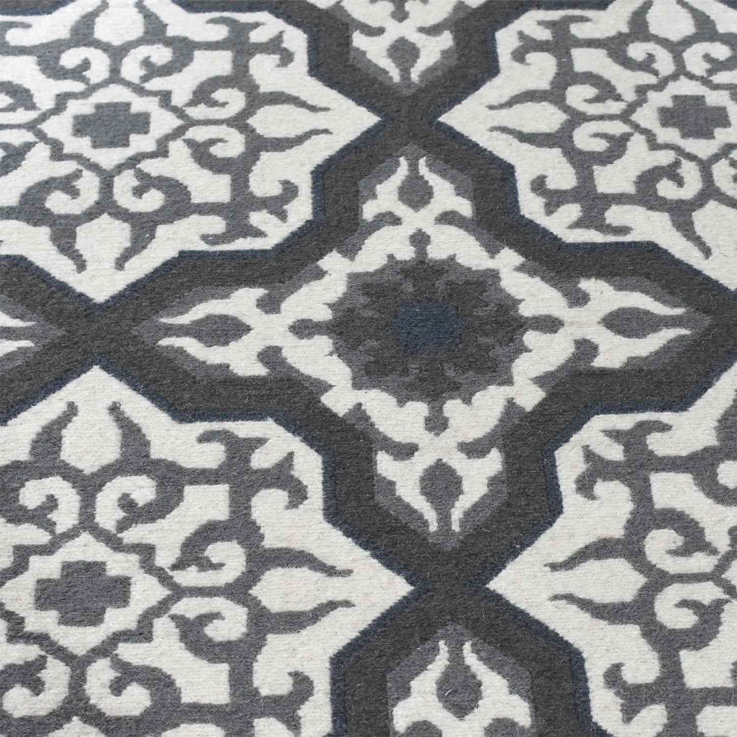 Contemporary Collection: Hand Knotted Sumak Wool Area Rugs