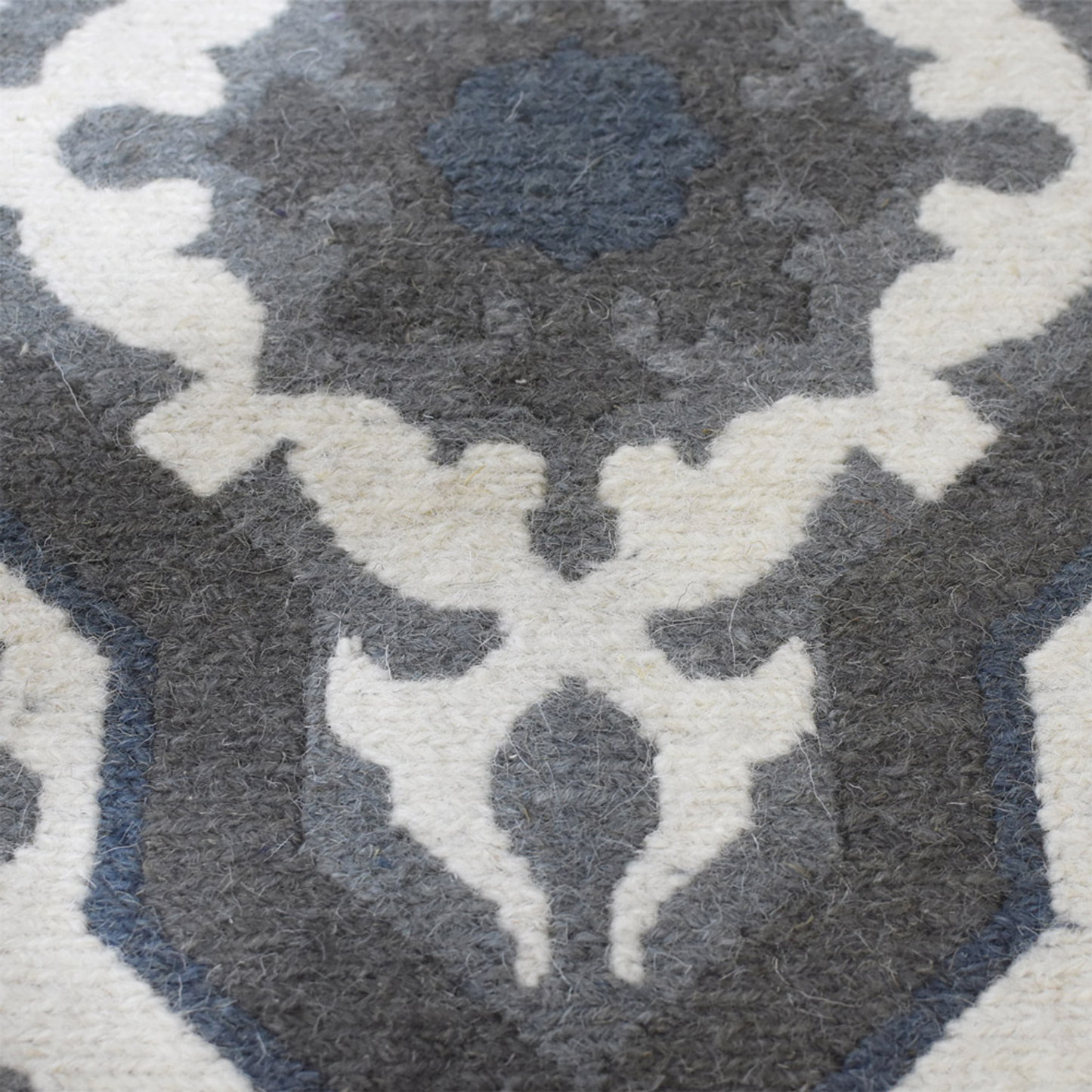 Contemporary Collection: Hand Knotted Sumak Wool Area Rugs