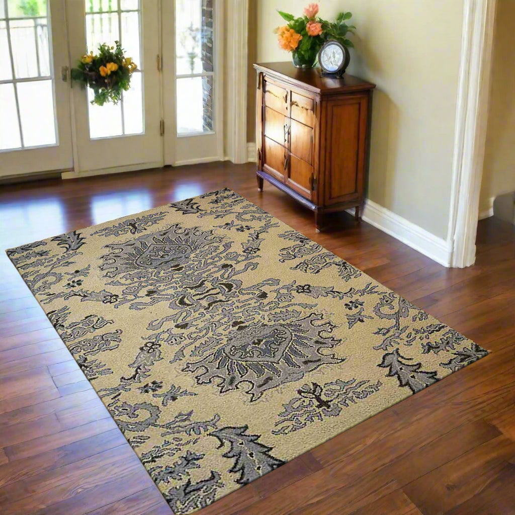 Florals Collection: Hand Tufted Wool Area Rugs (Assorted Patterns, Colors and Sizes)