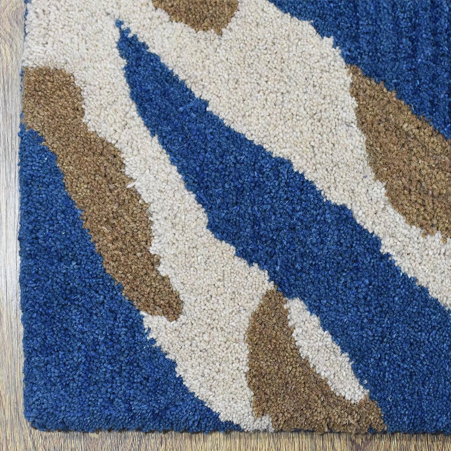 Square Hand Tufted Wool Contemporary Area Rug