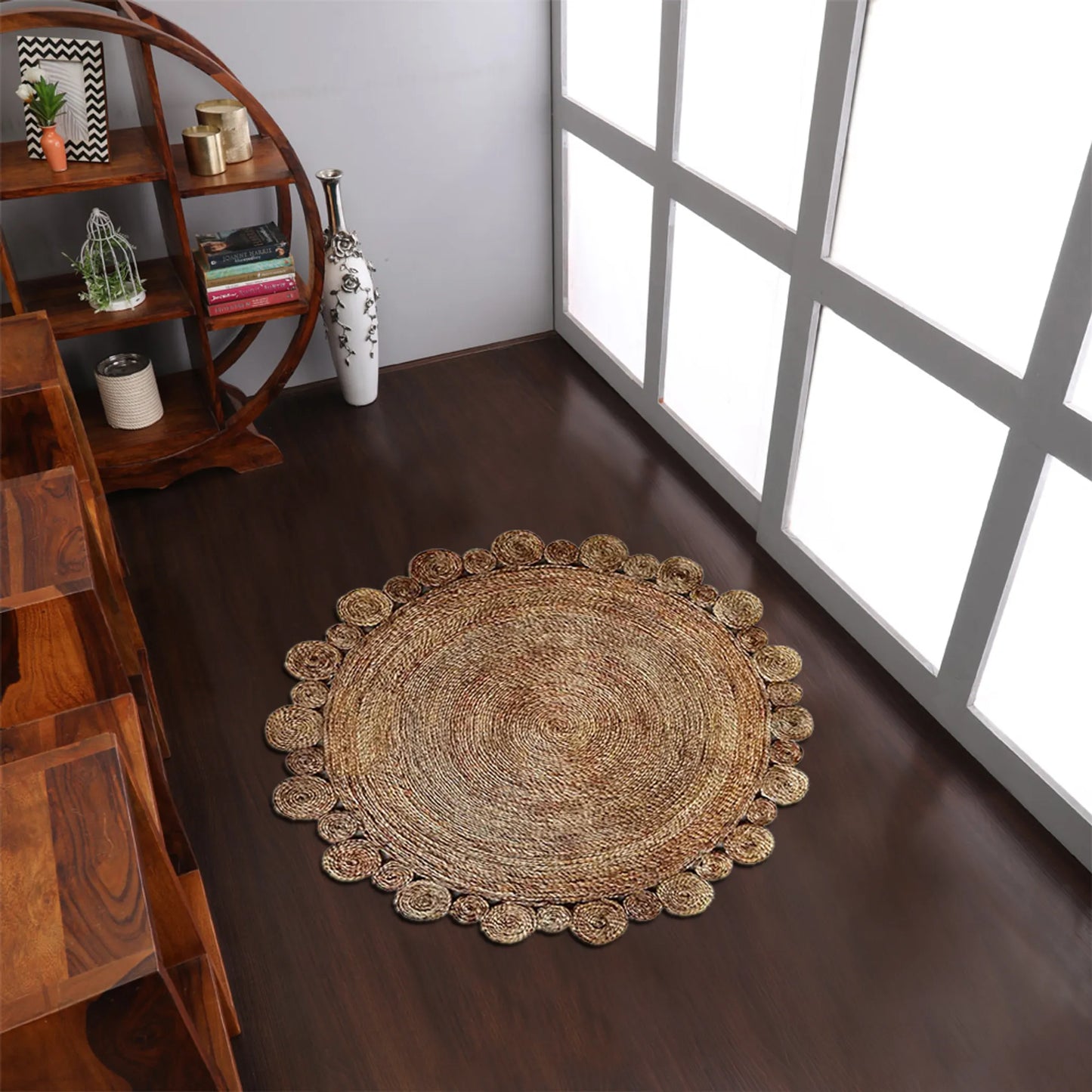 Hand-Woven Round Jute Rug