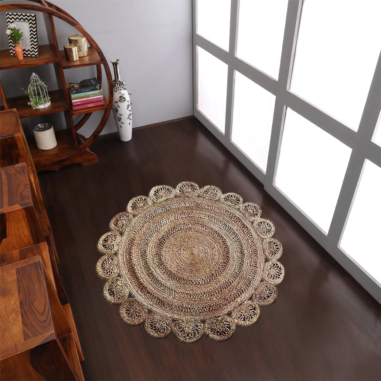 Hand-Woven Round Jute Rug