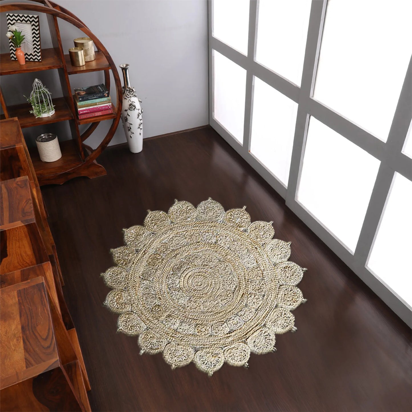 Hand-Woven Round Jute Rug