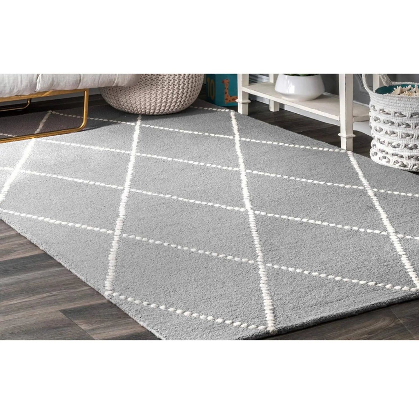 Hand-Tufted Wool Area Rug - 7'6" x 9'6"