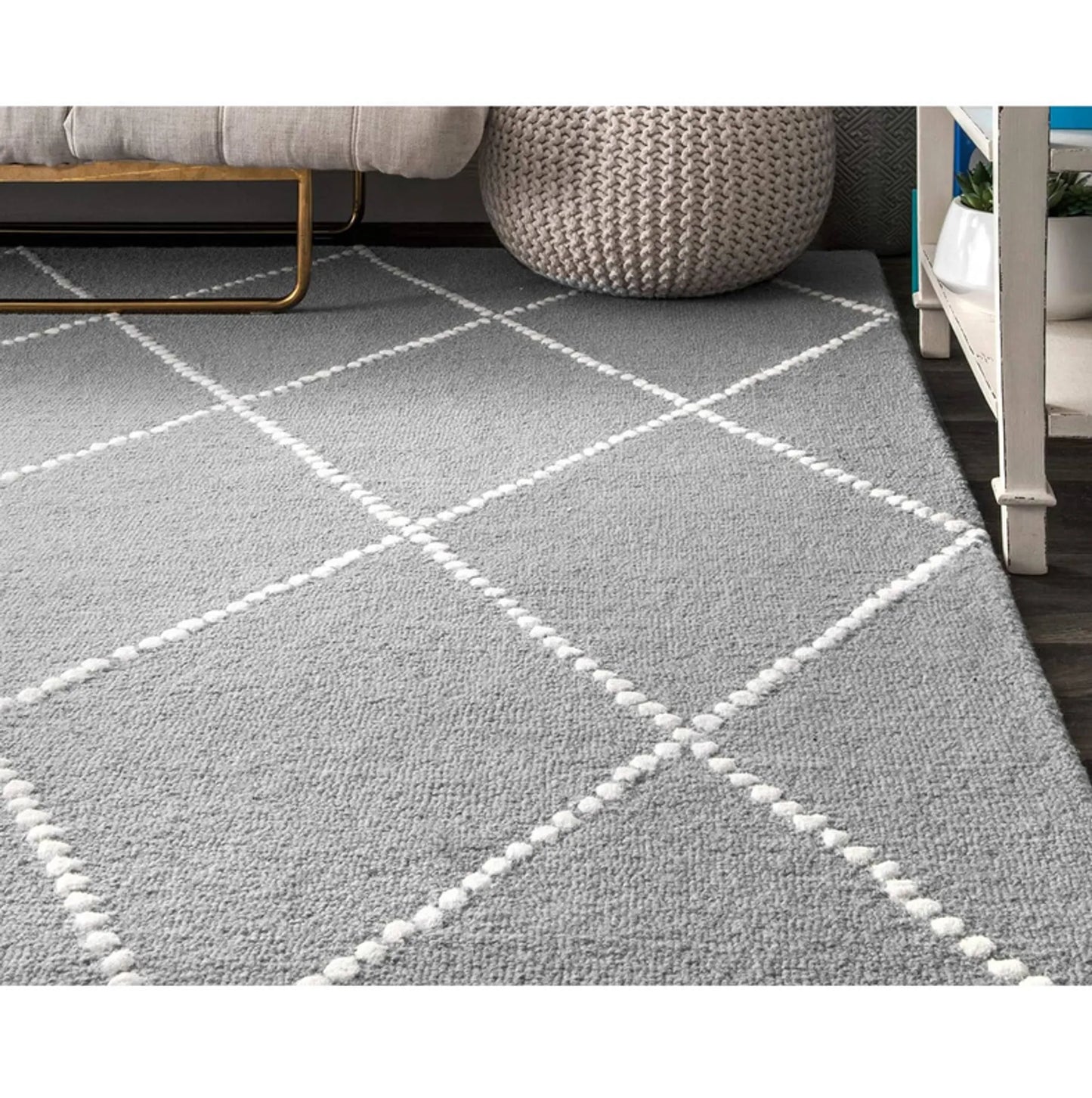 Hand-Tufted Wool Area Rug - 7'6" x 9'6"