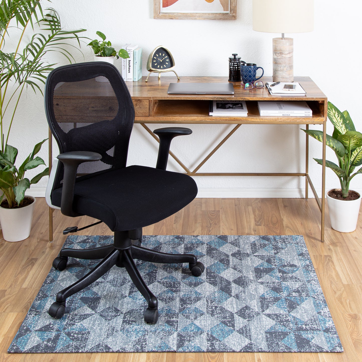 Blue and Gray Rug'd Chair Mat