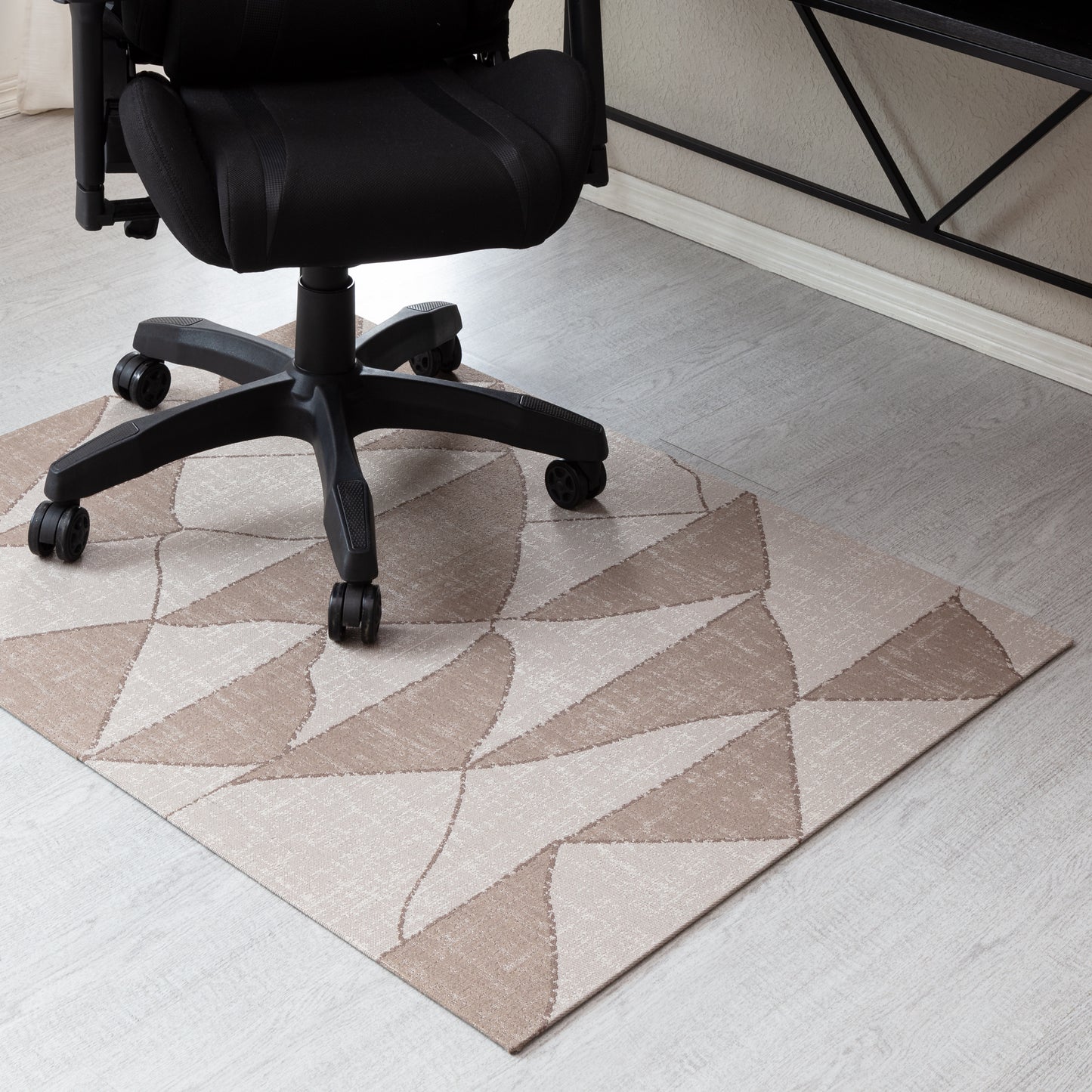 Geometric Brown and Beige Rug'd Chair Mat