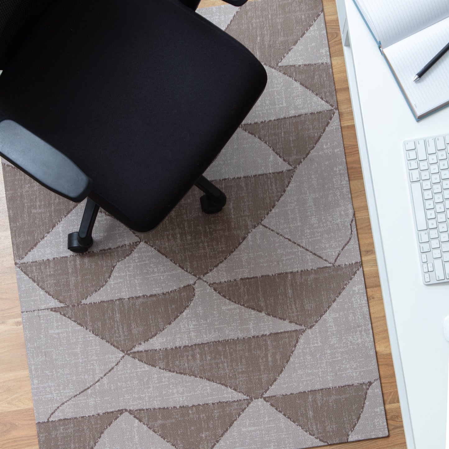 Geometric Brown and Beige Rug'd Chair Mat